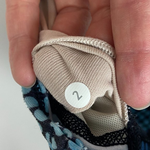Lululemon Flow Y Sports Bra IV Cosmic Dots Size 2 - Picture 4 of 6